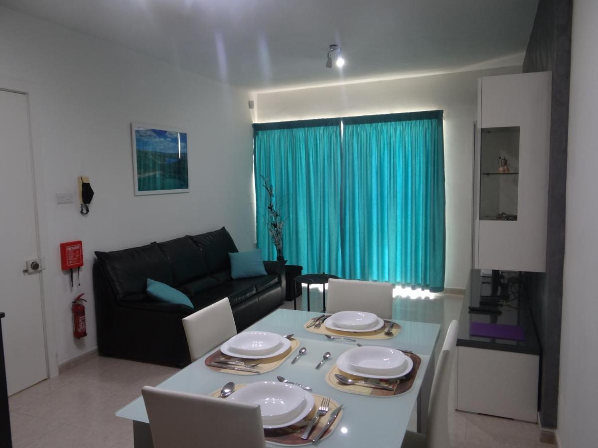 Modern Two Bedroom Sea View Apartment Marsaskala Kültér fotó